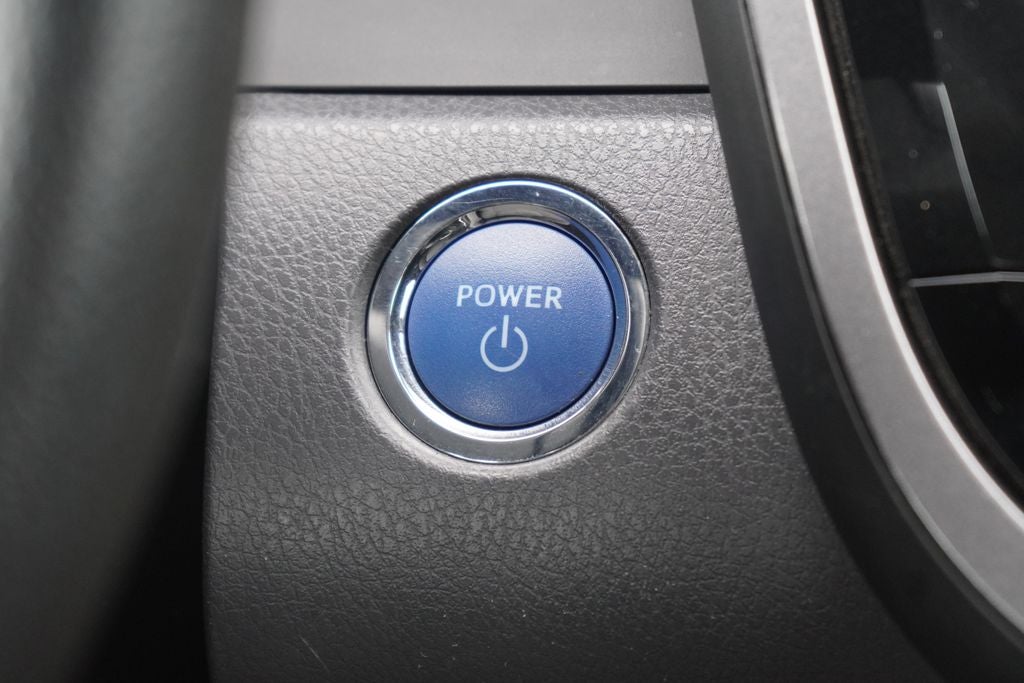 2023 Toyota Camry LE Hybrid