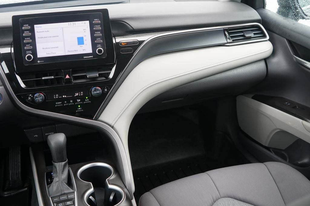 2023 Toyota Camry LE Hybrid