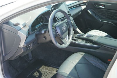 2022 Toyota Avalon Limited Hybrid