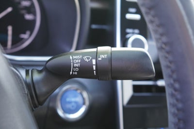 2022 Toyota Avalon Limited Hybrid