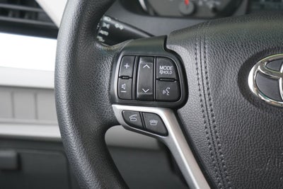 2017 Toyota Sienna LE 8 Passenger