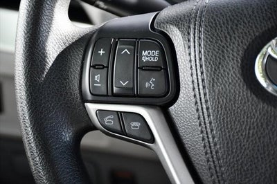 2017 Toyota Sienna LE 8 Passenger