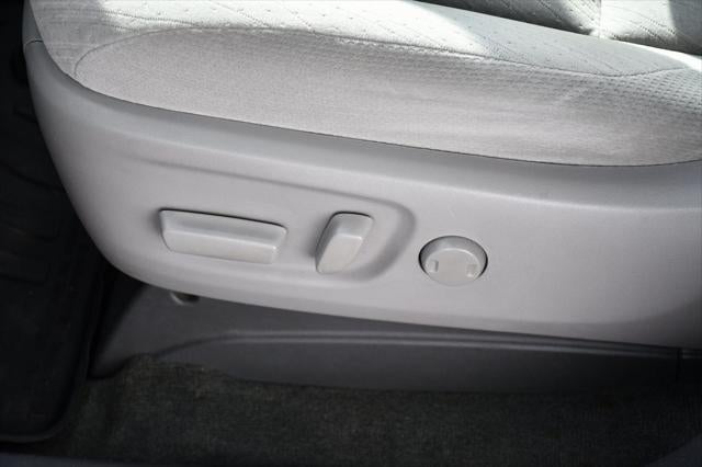 2017 Toyota Sienna LE 8 Passenger