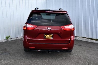 2017 Toyota Sienna LE 8 Passenger