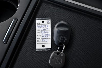 2017 Toyota Sienna LE 8 Passenger