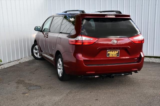 2017 Toyota Sienna LE 8 Passenger