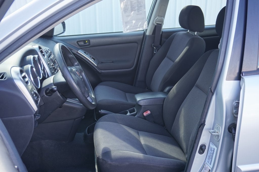 2008 Pontiac Vibe Base