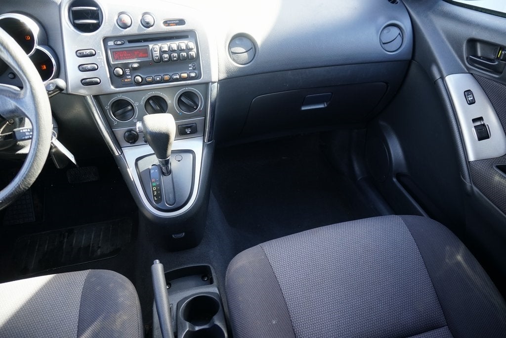 2008 Pontiac Vibe Base