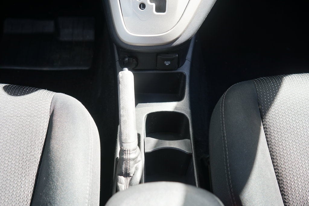 2010 Pontiac Vibe w/1SA