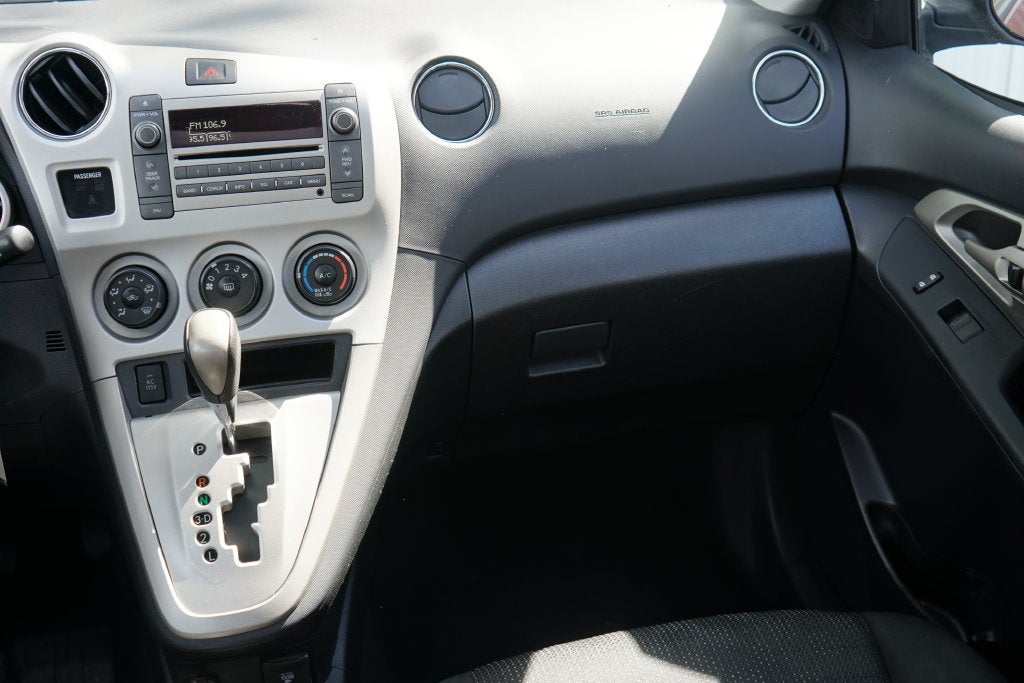 2010 Pontiac Vibe w/1SA