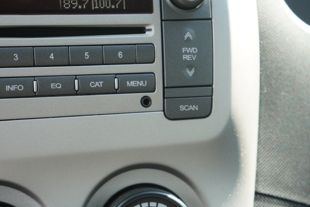 2010 Pontiac Vibe w/1SA