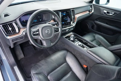 2024 Volvo S60 B5 Plus Dark Theme