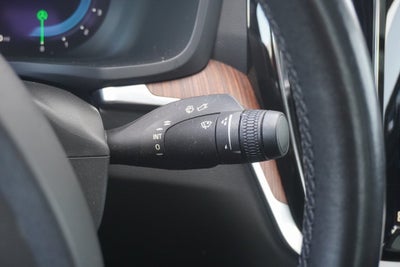 2024 Volvo S60 B5 Plus Dark Theme