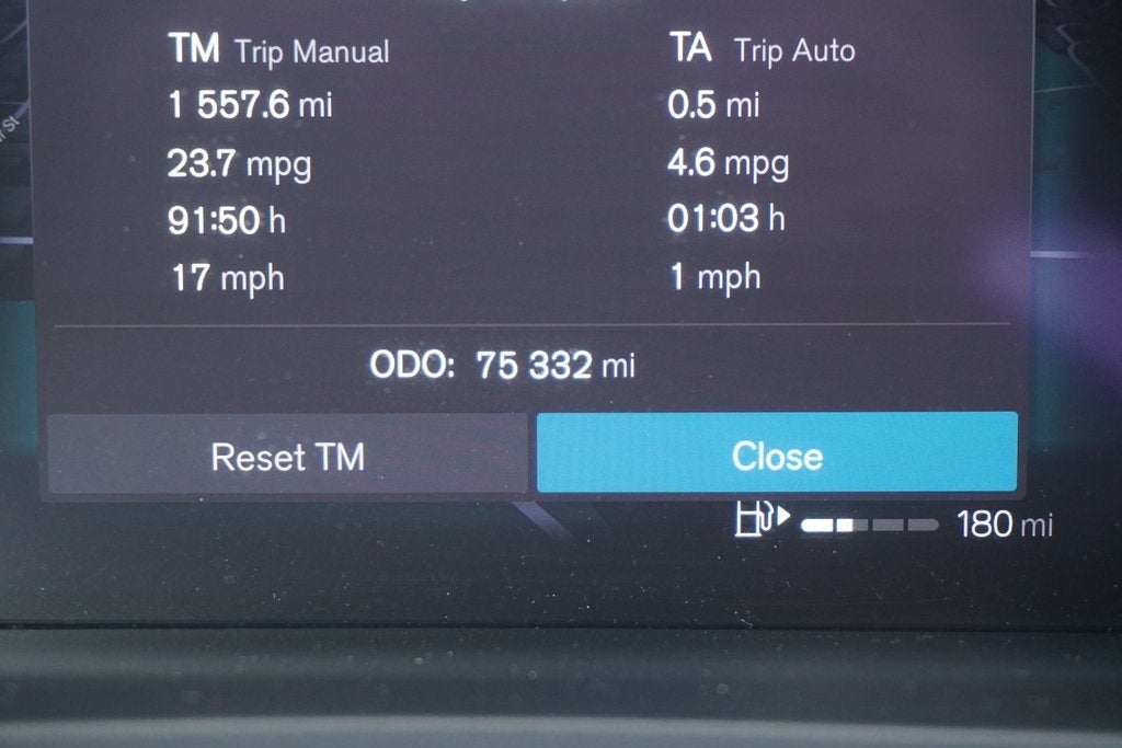 2024 Volvo S60 B5 Plus Dark Theme