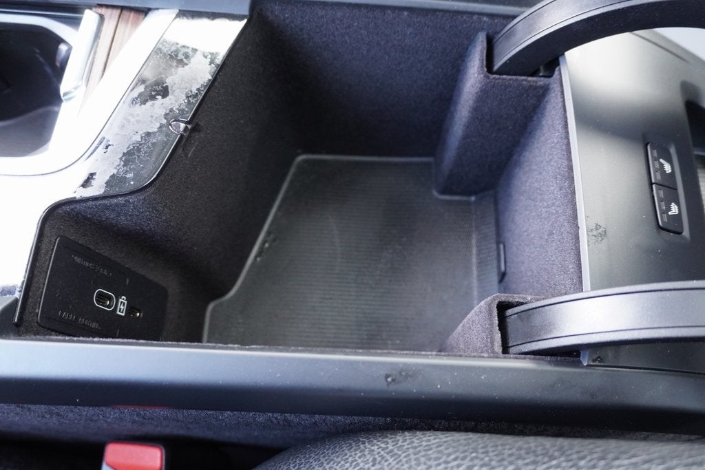 2024 Volvo S60 B5 Plus Dark Theme