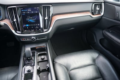 2024 Volvo S60 B5 Plus Dark Theme