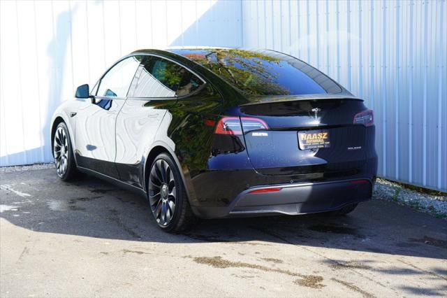 2022 Tesla Model Y Performance Dual Motor All-Wheel Drive