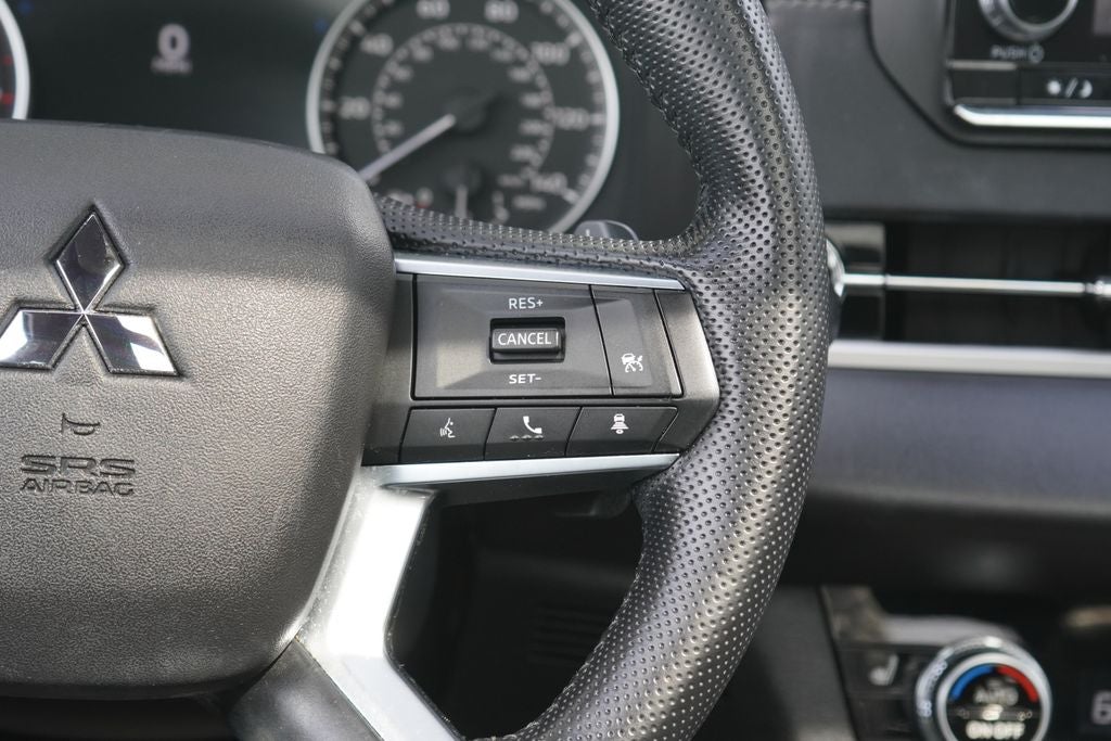 2022 Mitsubishi Outlander Black Edition S-AWC