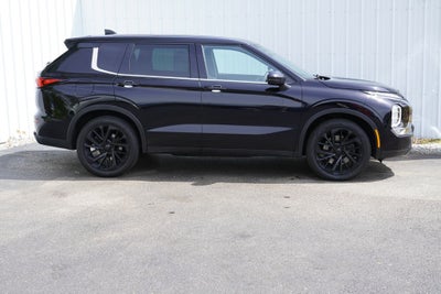 2022 Mitsubishi Outlander Black Edition S-AWC