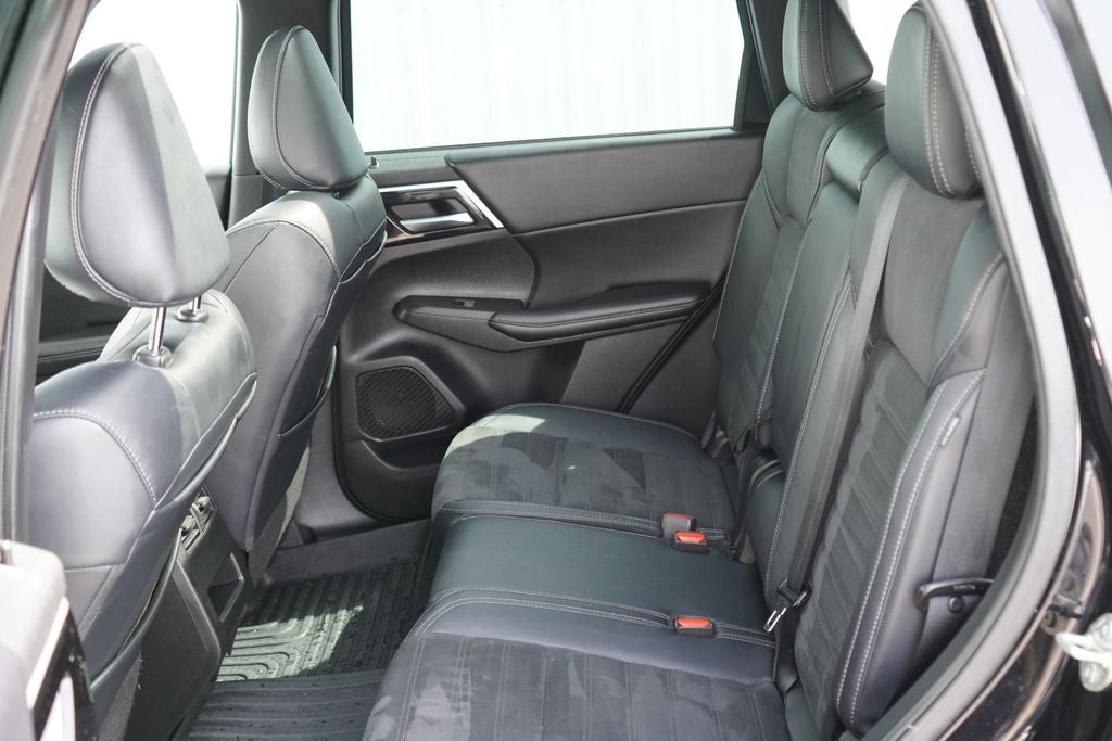 2022 Mitsubishi Outlander Black Edition S-AWC