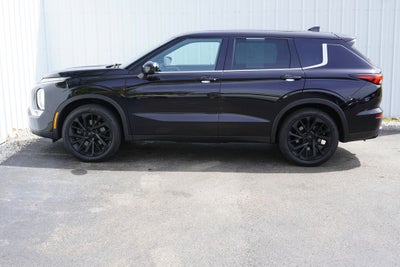2022 Mitsubishi Outlander Black Edition S-AWC