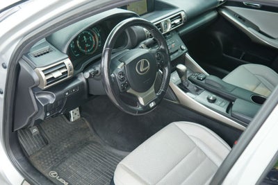 2016 Lexus IS 300 300