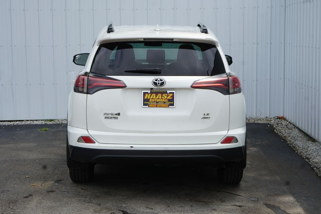 2017 Toyota RAV4 LE