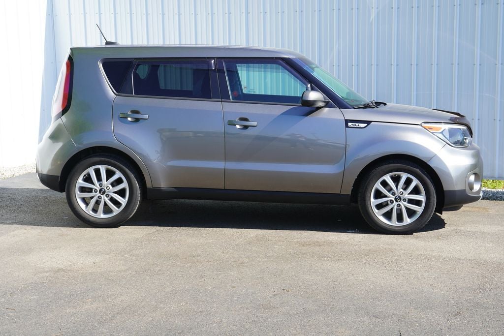 2017 Kia Soul +
