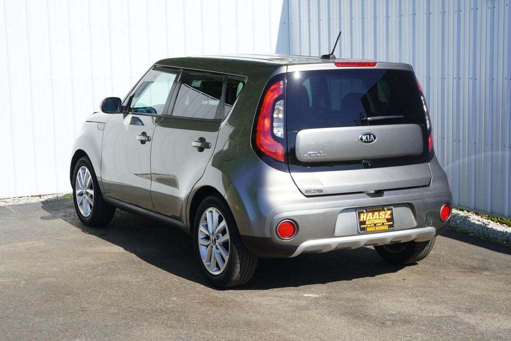2017 Kia Soul +
