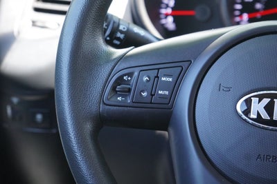 2013 Kia Soul Base