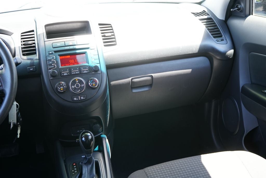 2013 Kia Soul Base
