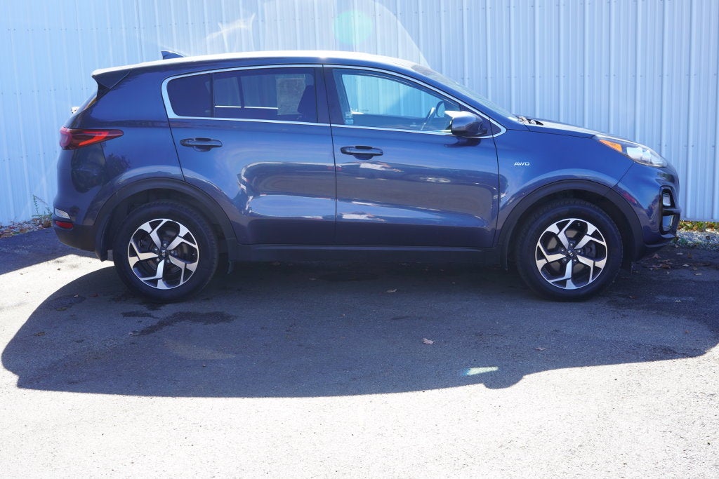 Used 2020 Kia Sportage LX with VIN KNDPMCAC7L7795606 for sale in Ravenna, OH