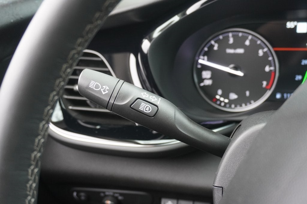 2022 Buick Envision FWD Avenir