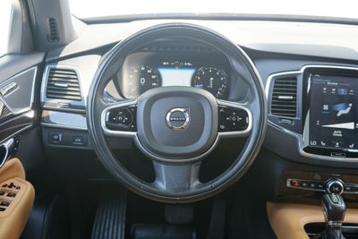2019 Volvo XC90 T6 Momentum