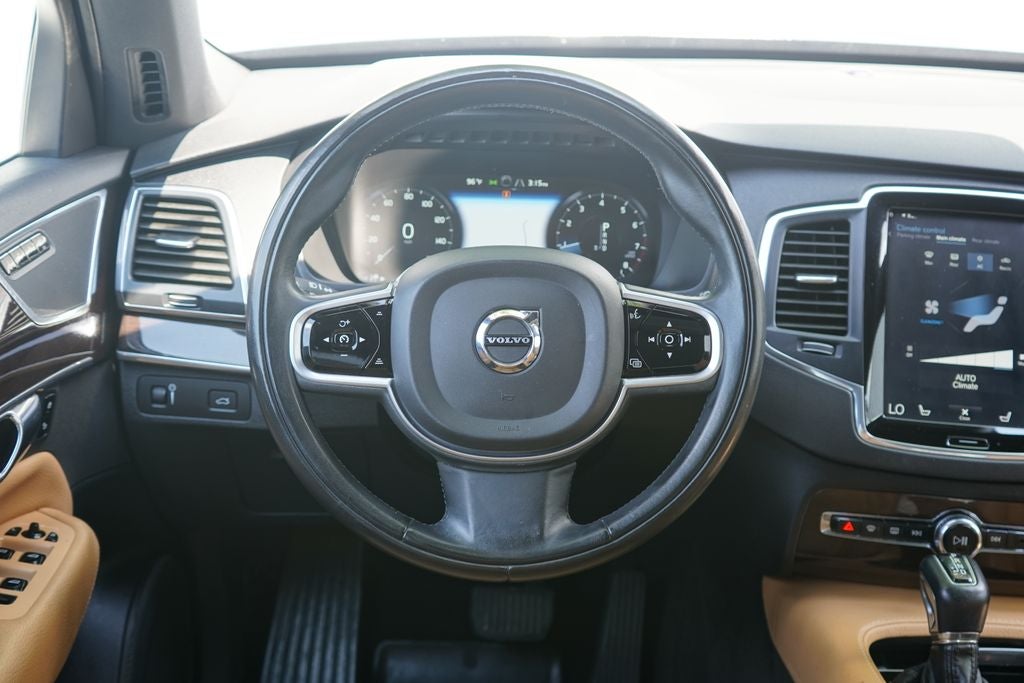 2019 Volvo XC90 T6 Momentum
