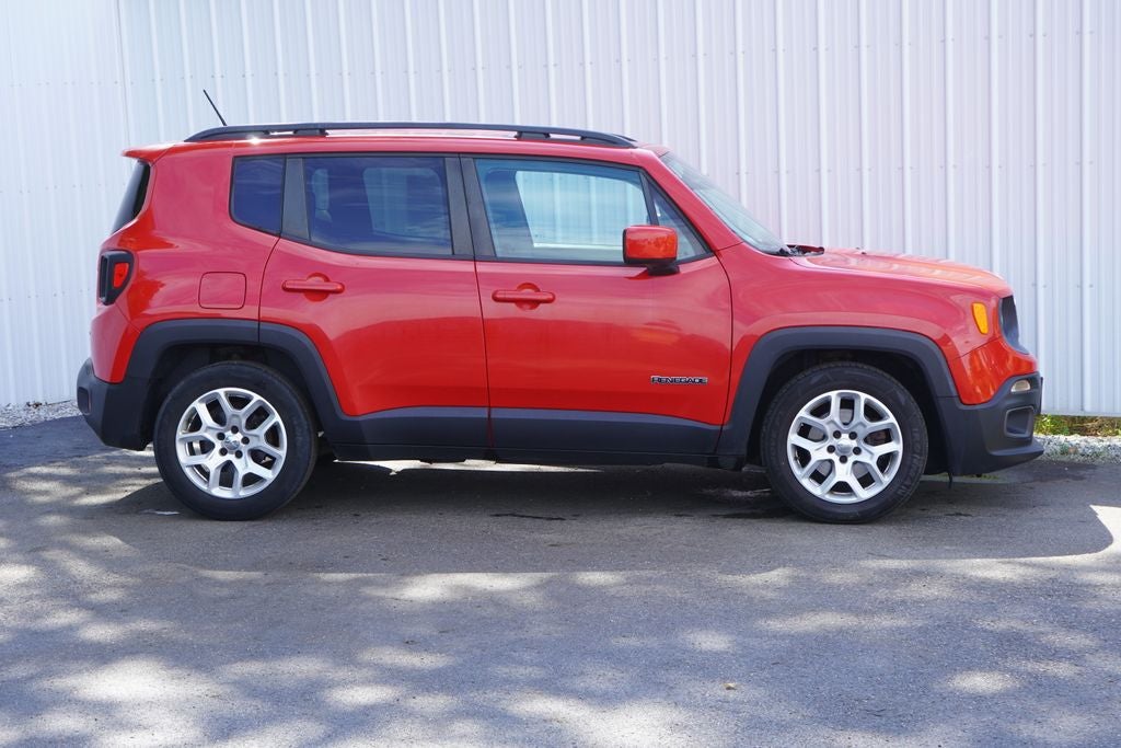 Used 2015 Jeep Renegade Latitude with VIN ZACCJABTXFPC04444 for sale in Ravenna, OH