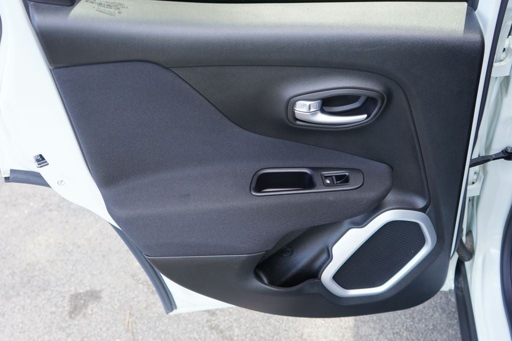 2019 Jeep Renegade Latitude FWD